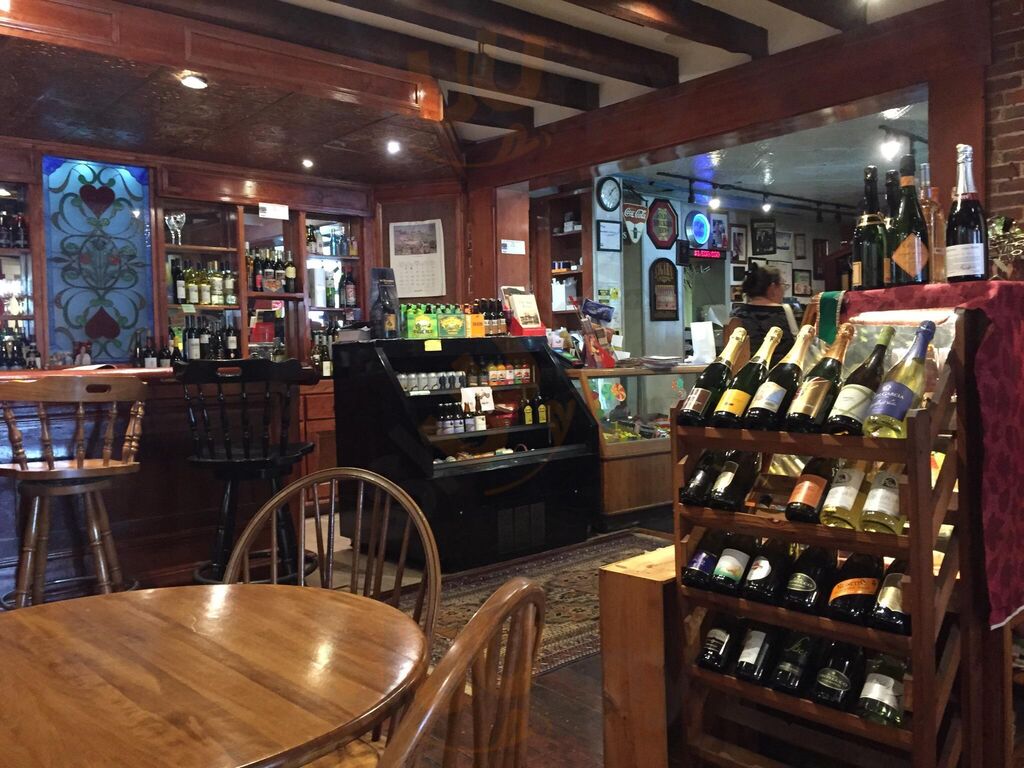Vic & Whit's