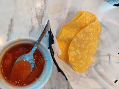 Francisco's Kitchen & Cantina