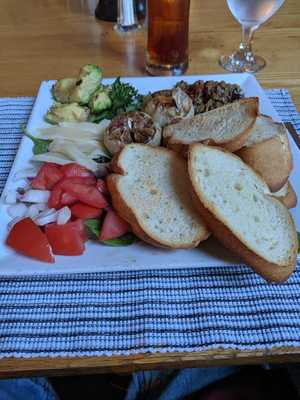 Tavern At Rivers Edge