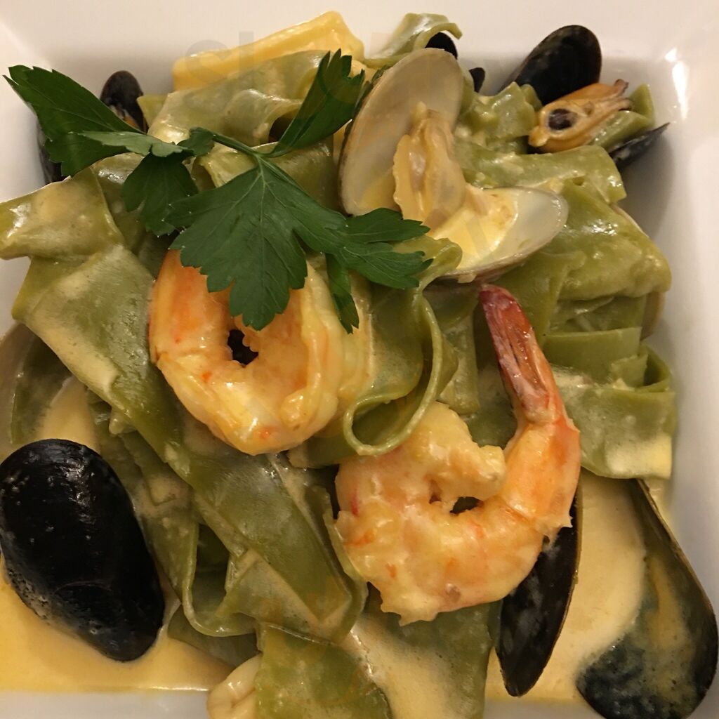 Centanni Trattoria