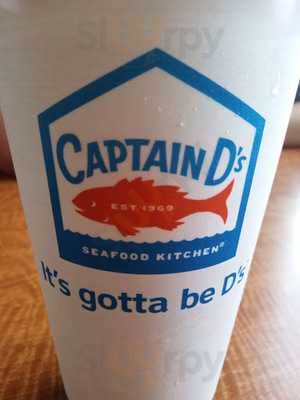 Captain D's