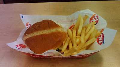 Dairy Queen Grill & Chill