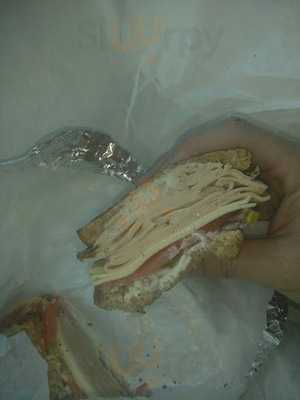 Scoops Corner Cafe And Deli