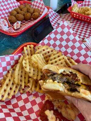 Hot Dog And Hamburger Haven