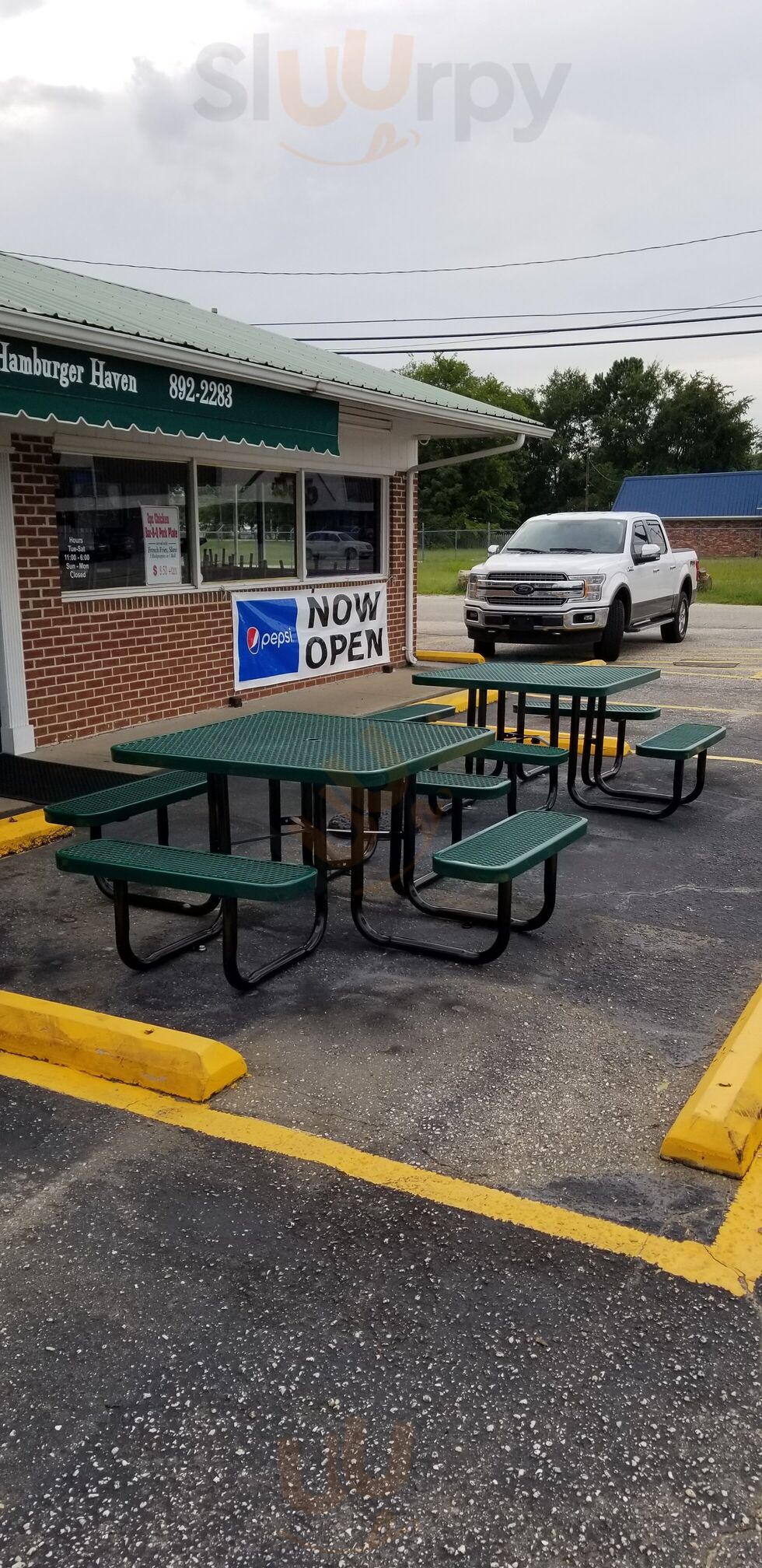 Hot Dog And Hamburger Haven