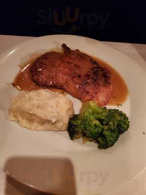 Kas's Bar & Restaurant