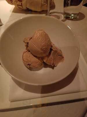 Kas's Bar & Restaurant