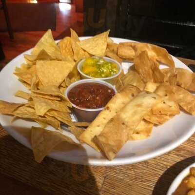 Dick's Pub & Restaurant