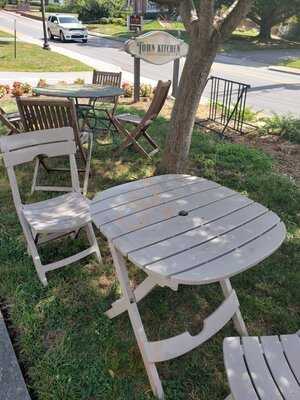 Town Kitchen & Provisions