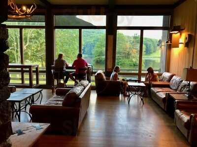 Peaks Of Otter Lake View Restaurant