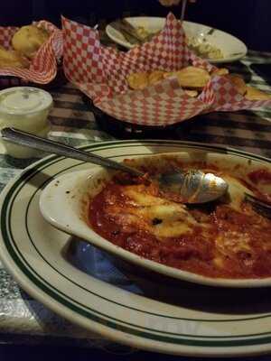 Lori's Italian Grill & Pizzeria