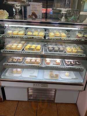 Mahalo New York Bakery