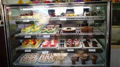 Mahalo New York Bakery