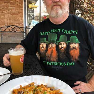 Long Beach Market & Deli