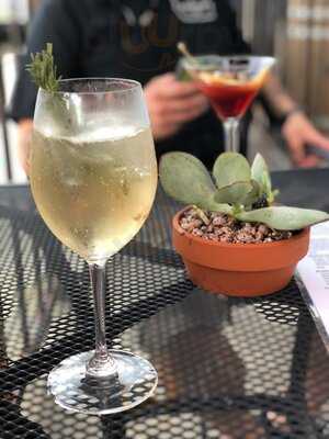 Borracho's Craft Booze And Brews