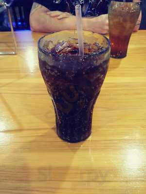 Woodys Hand Tossed Pizza