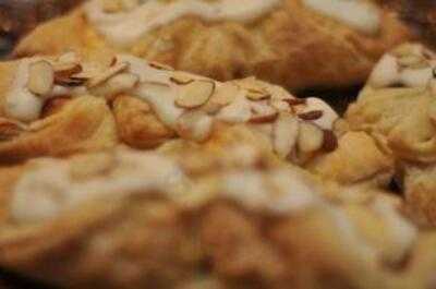 Grateful Bread Cafe & Bakery