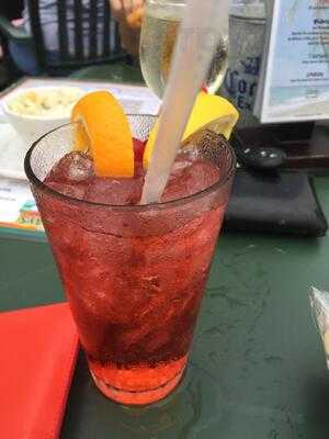 Castaways Seafood & Grille