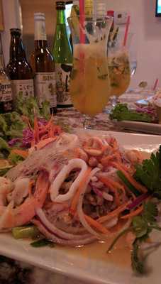 Im Siam Thai Restaurant And Noodle