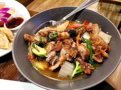 Im Siam Thai Restaurant And Noodle