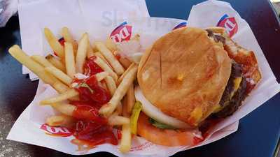 Dairy Queen Grill & Chill