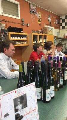 Mansfield Variety & Deli