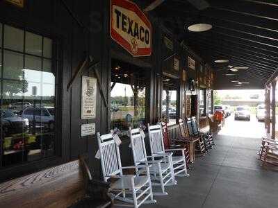 Cracker Barrel