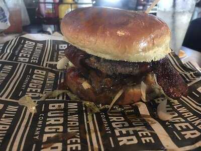 Milwaukee Burger Company - Franklin