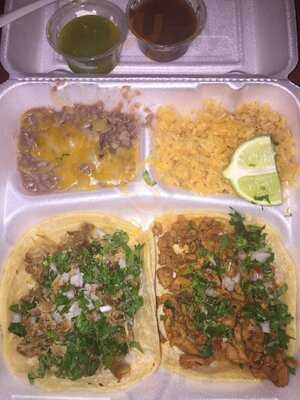 Azteca Grill & Bakery