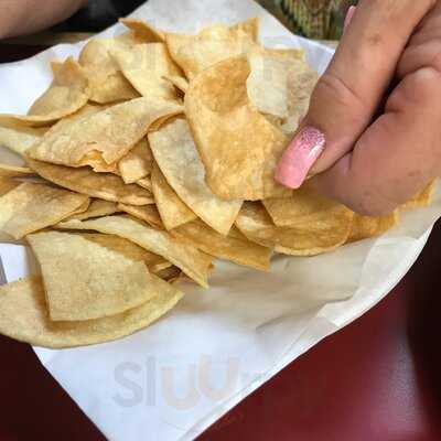 Azteca Grill & Bakery