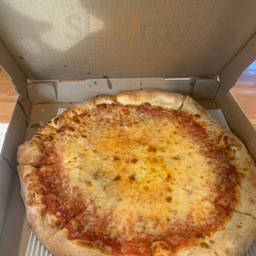 Mike's Pizza