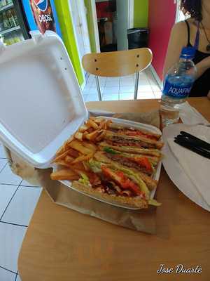 Greg's Pizza Route 38