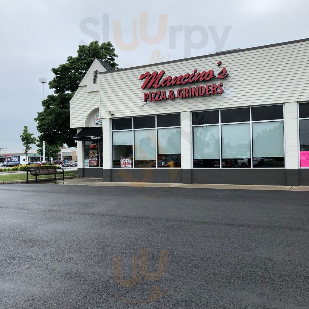 Mancino's Pizza & Grinders