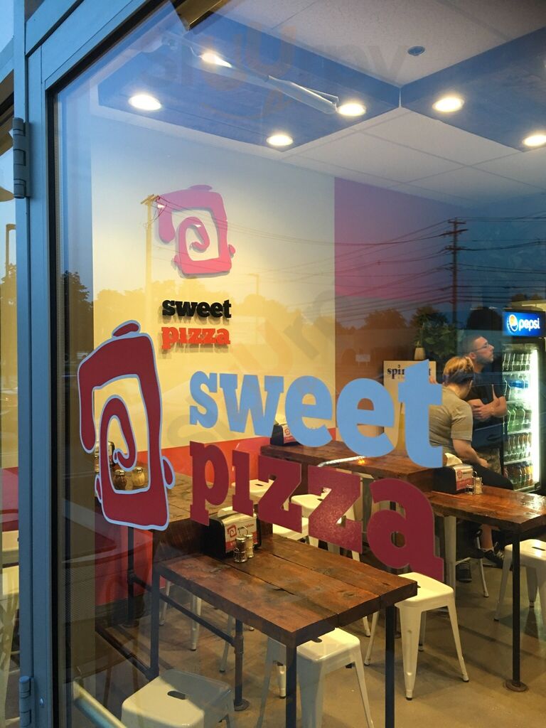 Sweet Pizza
