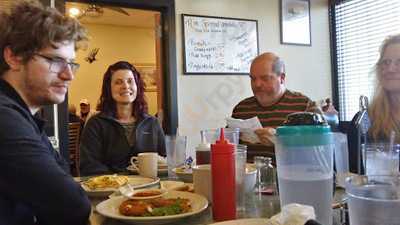 Riverside Family Rstrnt Iii