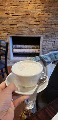 Rocco's Pizza Bar And Grill