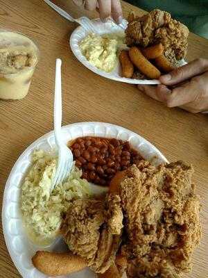 Smithfield's Chicken 'n Bar-b-q