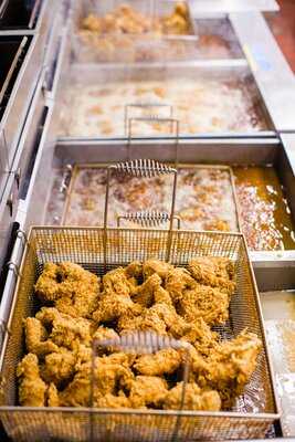 Smithfield's Chicken 'n Bar-b-q