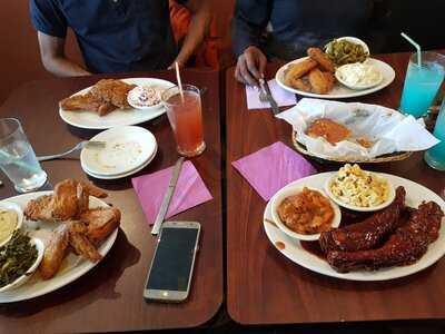 Treesy's Soul Food Cafe