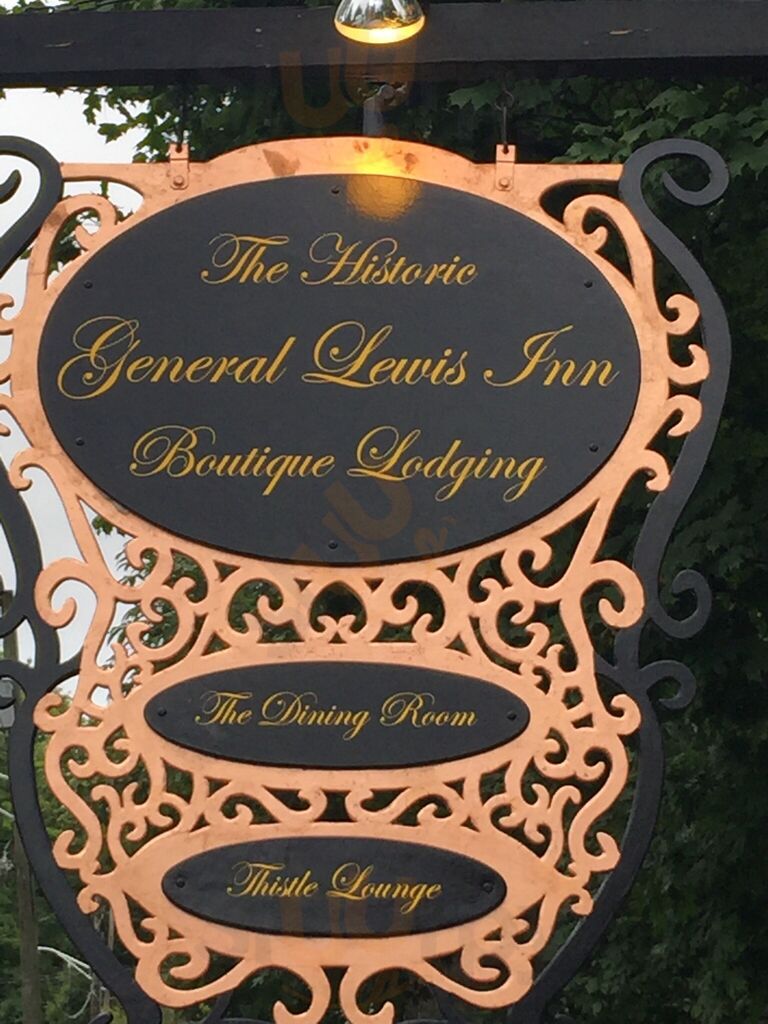 General Lewis Inn - Jefferson Dining Room