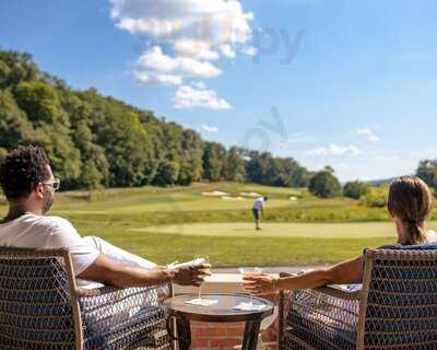 Tillie's At The Clubhouse