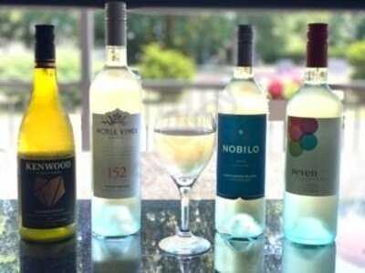 Suds Maguires Bar And Grill