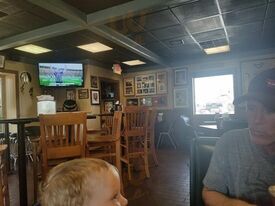 Legends Pub House & Venue