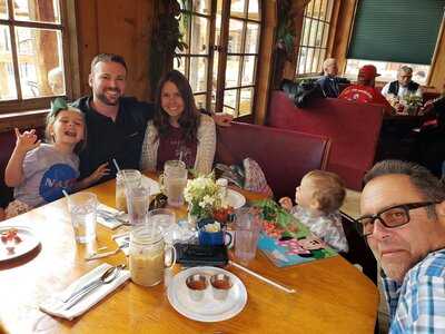 Janet's Montana Cafe