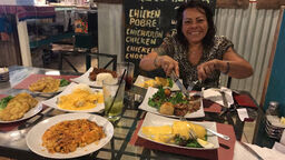 Off The Hook Bar & Grill