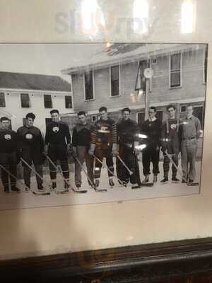 Prospectors Pizzeria & Alehouse