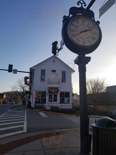 Hobnob Corner Restaurant