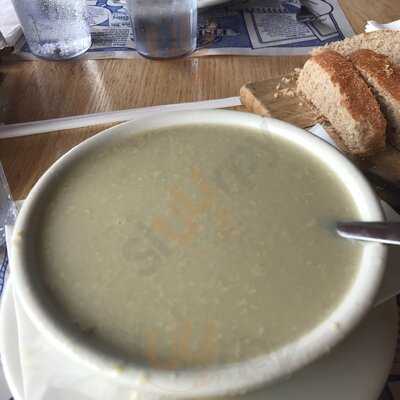 Lenny & Joe's Fish Tale