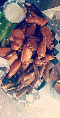 Three Monkeys Tavern And Grill