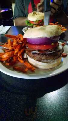 Three Monkeys Tavern And Grill